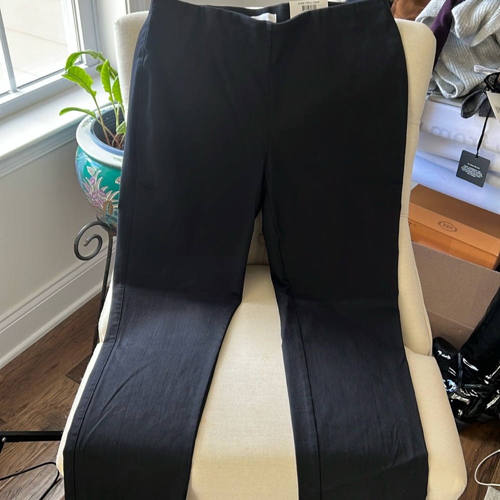 Ladies black pants with skinny leg crop from Macy’s charter club in size 12.